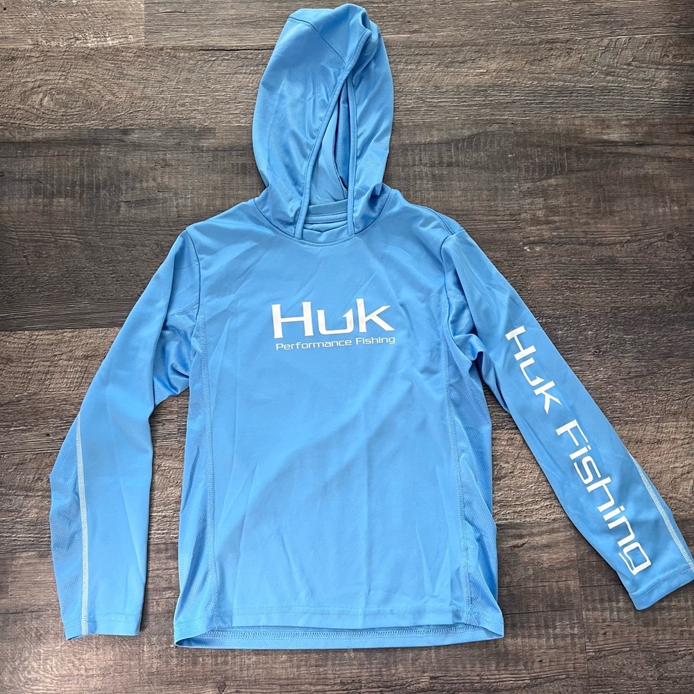 Huk Blue Performance Fishing long sleeve shirt.